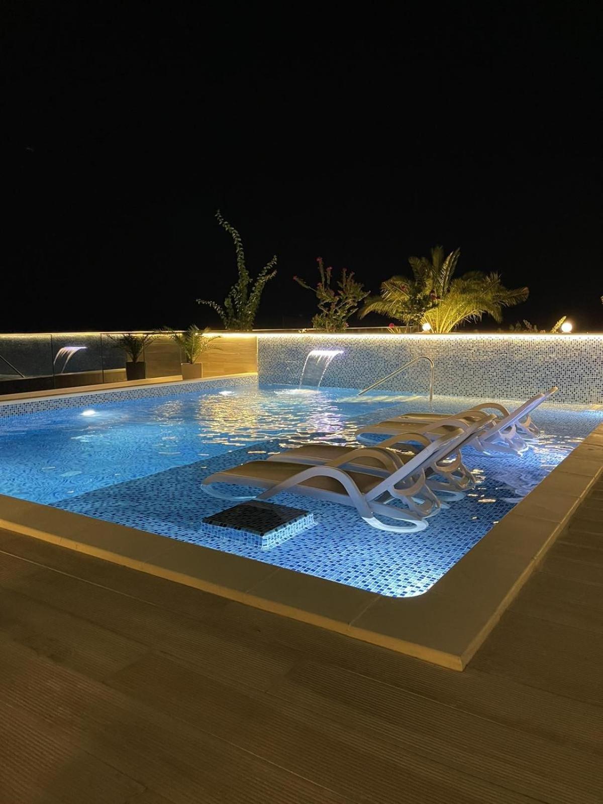Apartments D'Hermes Ulcinj Eksteriør bilde